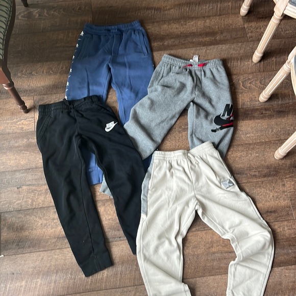 Nike Other - Boys sweat pants bundle size 10/12